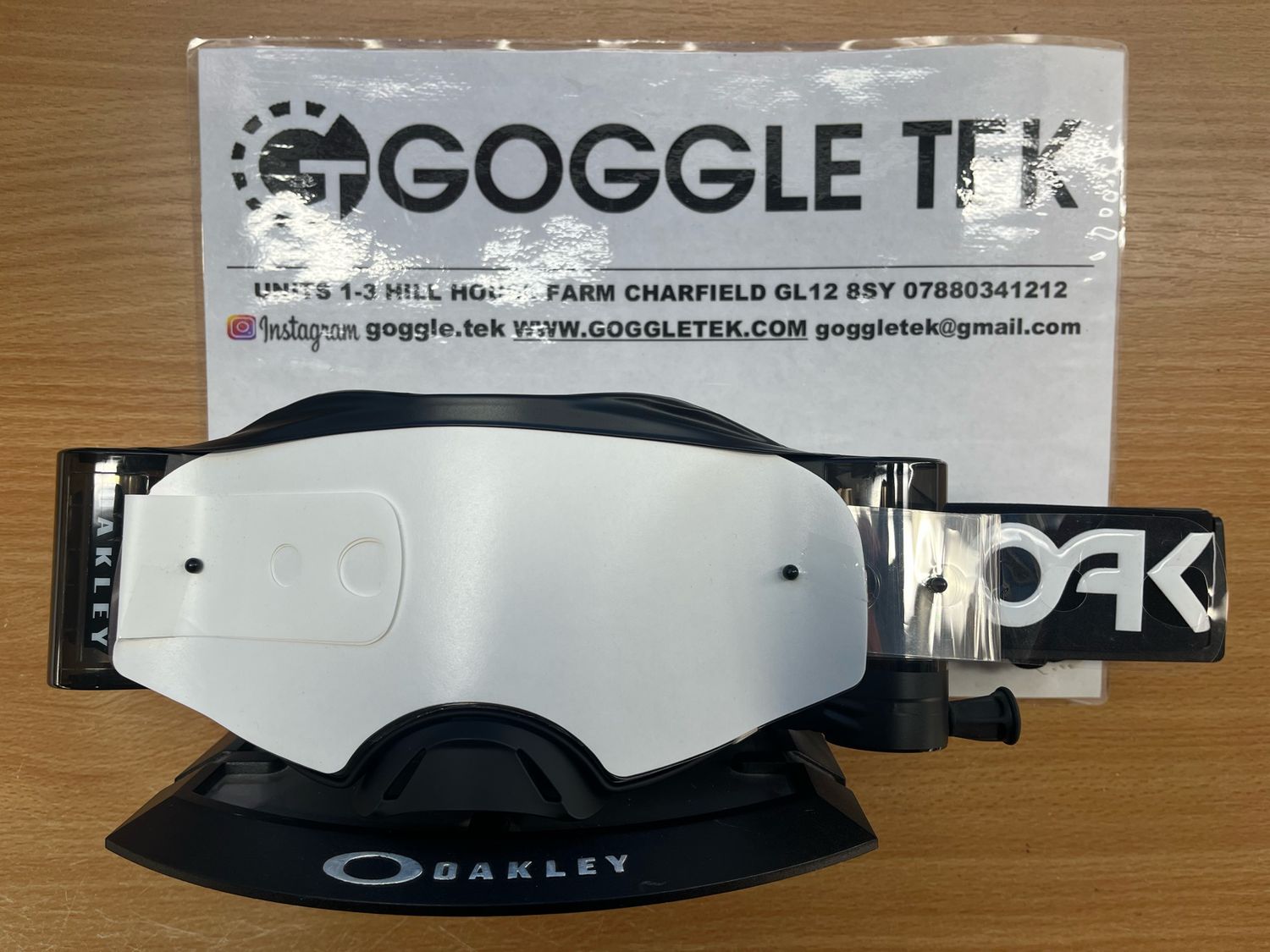 New GP Prepped Oakley Airbrake Goggle plus Goggletek 48mm roll off system with 7 laminated tear offs (clear lens)