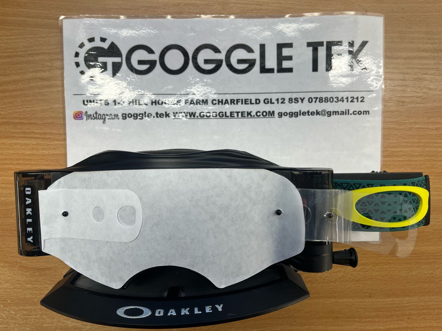 New GP Prepped Oakley Airbrake Goggle plus Goggletek 48mm roll off system with 7 laminated tear offs (clear lens)