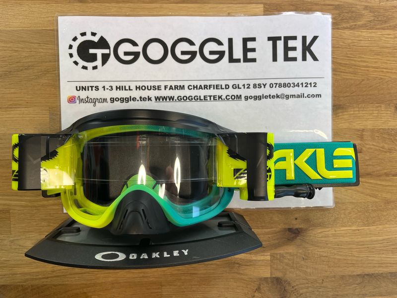 2025 Oakley OFrame 2.0 PRO Retina Celeste goggle plus Long Pull Flo Yellow Goggletek 36mm roll-off system (clear lens)