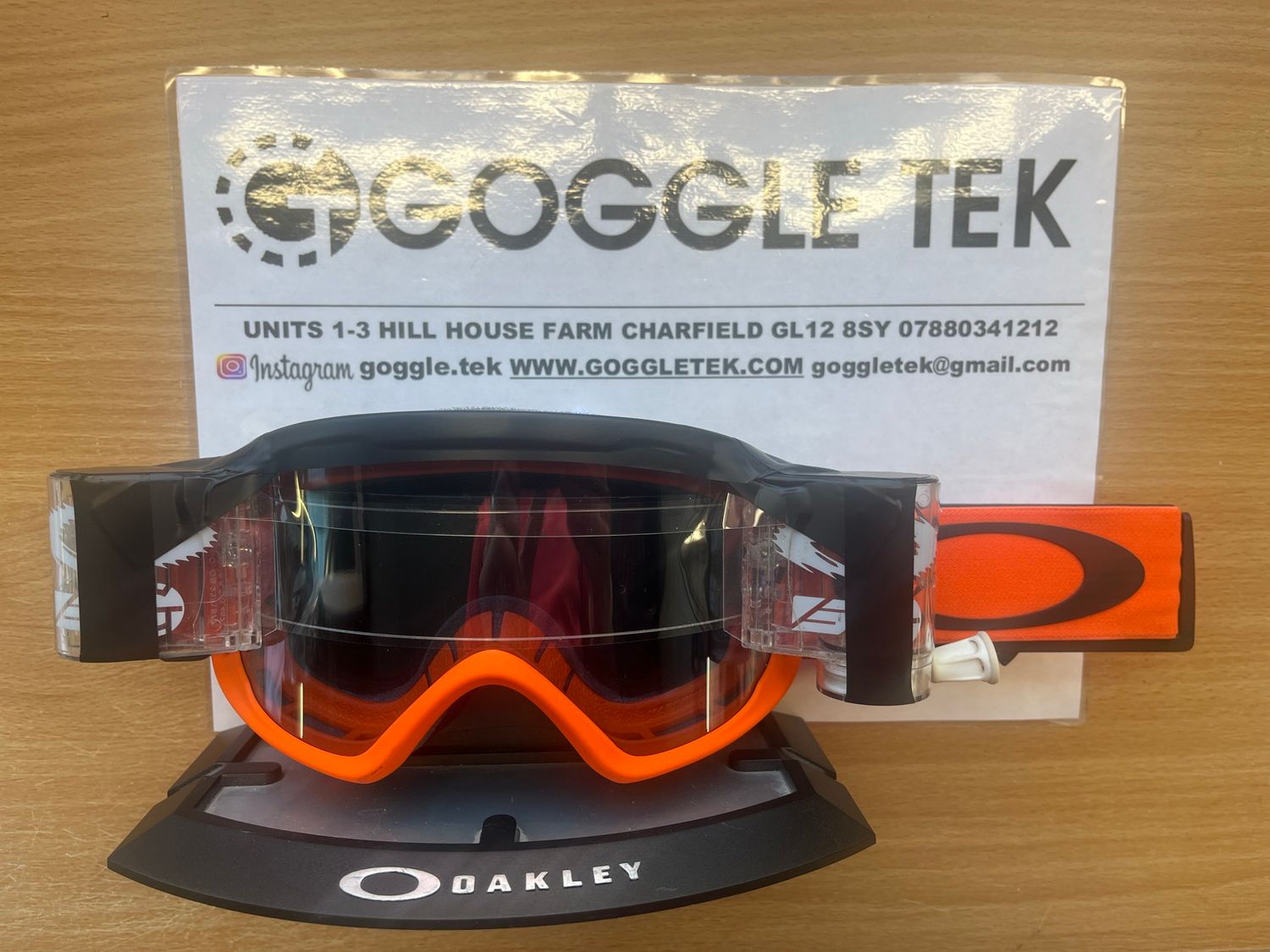 Second Hand Oakley OFrame 2.0 PRO goggle plus Goggletek 36mm roll off system (blue lens)