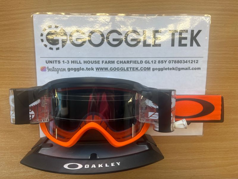 Second Hand Oakley OFrame 2.0 PRO goggle plus Goggletek 36mm roll off system (blue lens)
