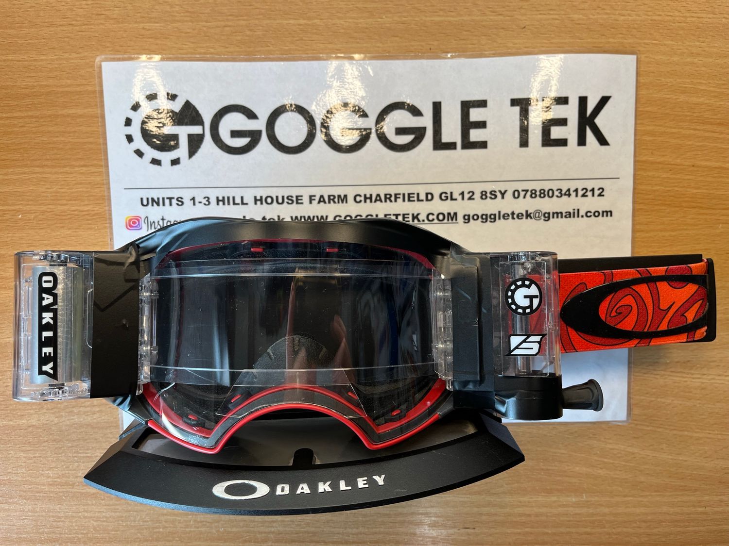 Second Hand Oakley Airbrake Troy Lee Designs Goggle plus Goggletek 48mm roll off system (clear lens)