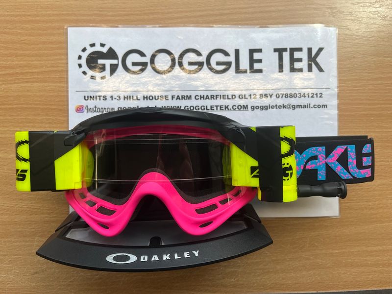 2024 Oakley OFrame Splatter goggle plus Flo Yellow Long Pull Goggletek 36mm roll-off system (Clear lens)
