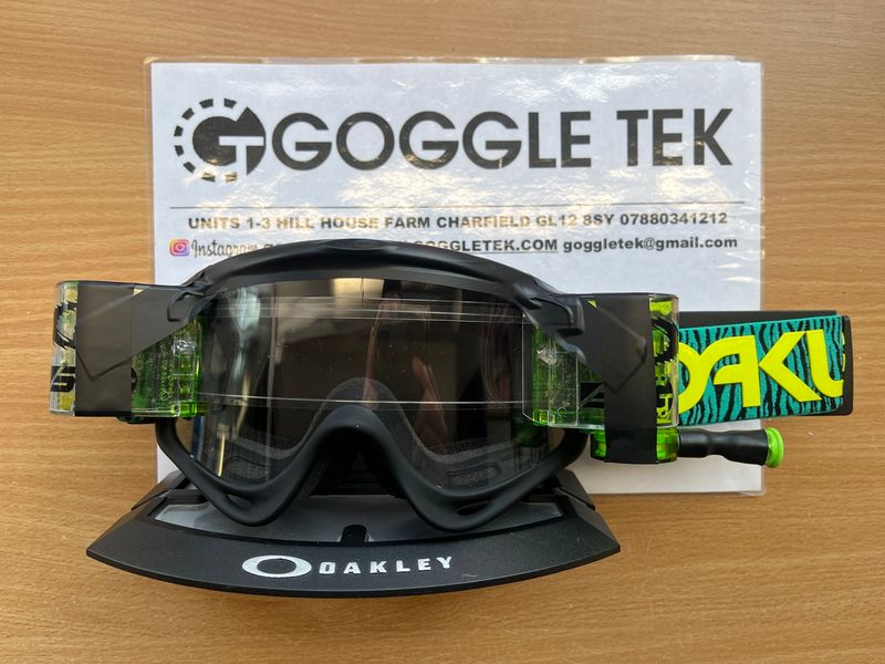 2025 Oakley Celeste Bengal OFrame goggle plus Green Long Pull Goggletek 36mm roll-off system (clear lens)