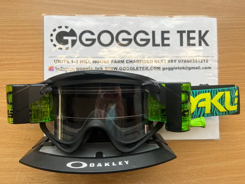 2025 Oakley Celeste Bengal OFrame goggle plus Green Goggletek 36mm roll-off system (clear lens)