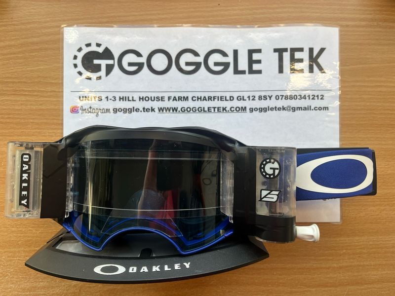 Second Hand Oakley Airbrake Goggle plus Goggletek 48mm roll off system (blue lens)