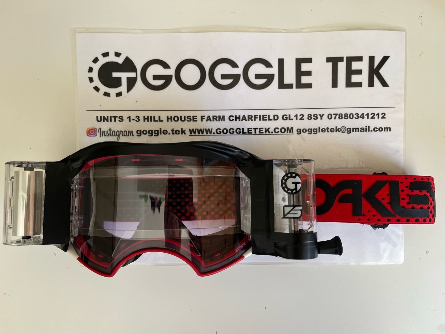 Second Hand Oakley Airbrake Goggle plus New Goggletek 48mm roll off system (Prizm Low Light lens)