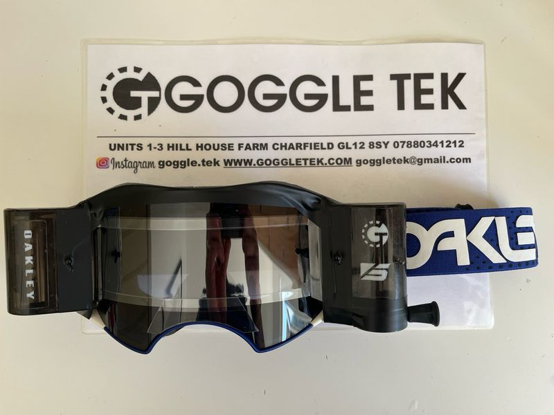 Second Hand Oakley Airbrake Goggle plus Goggletek 48mm roll off system (new Smoked lens)