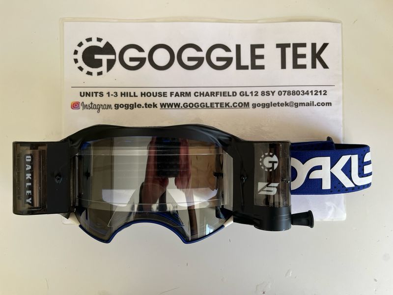 Second Hand Oakley Airbrake Goggle plus Goggletek 48mm roll off system (clear lens)