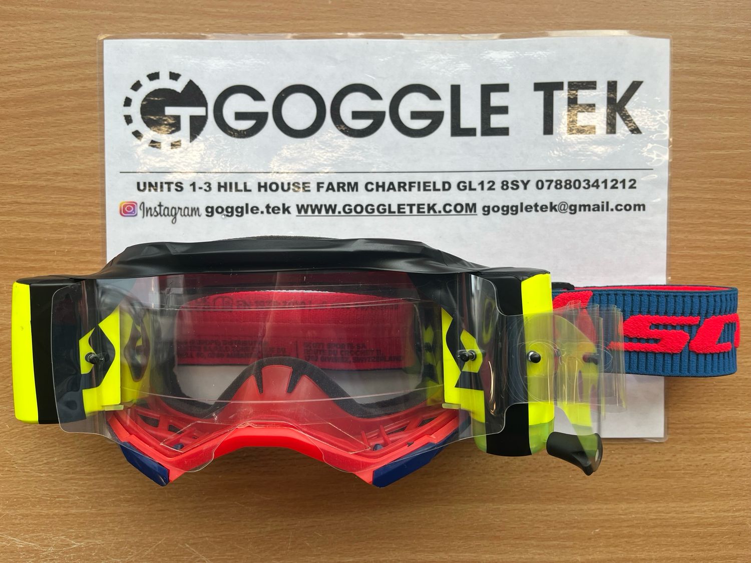 Second Hand Ex GP Prepped Scott Fury roll off with 7 laminated tear offs (clear lens)
