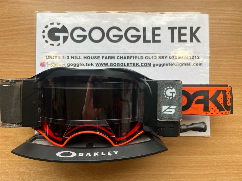Second Hand Oakley Airbrake Goggle plus Goggletek 48mm roll off system (Prizm Bronze lens)