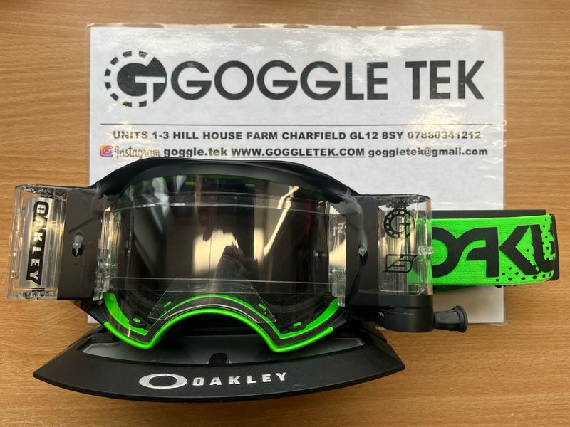 Second Hand Oakley Airbrake Goggle plus Goggletek 48mm roll off system (clear lens)