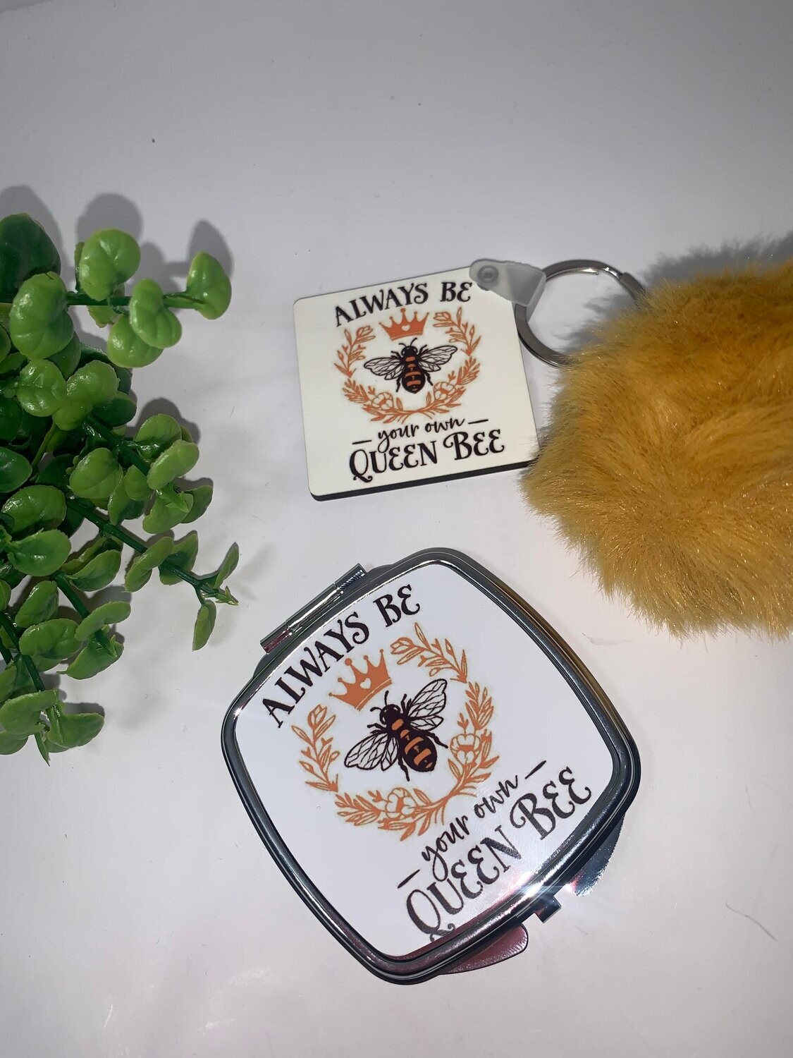 Queen Bee Mirror &amp; Keyring Set