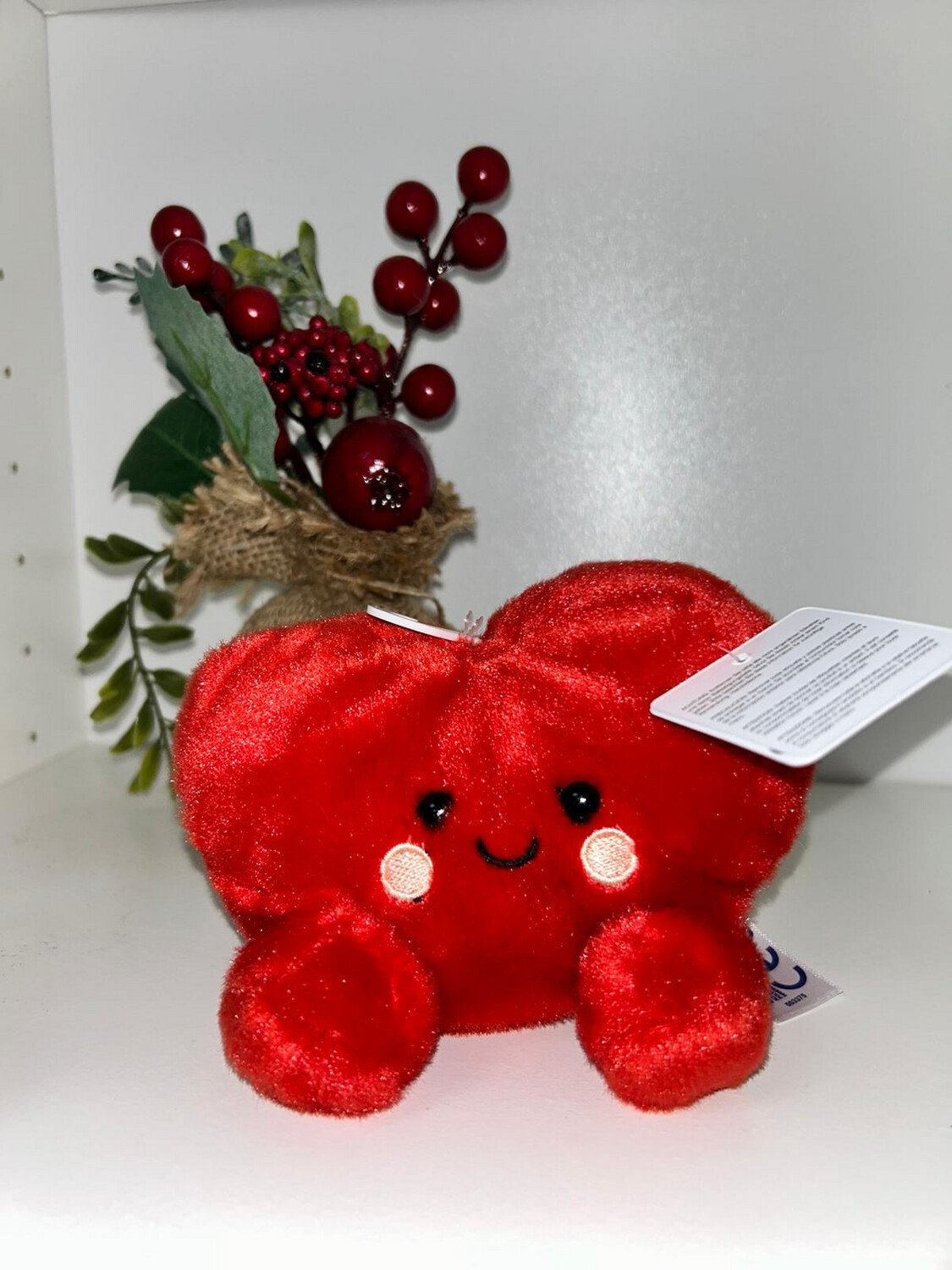 Amore Heart: Palm Pals Soft Toy