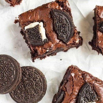 Caja Brownie Oreo Cookies