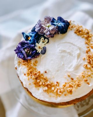 Floral Carrot Cake 🥕