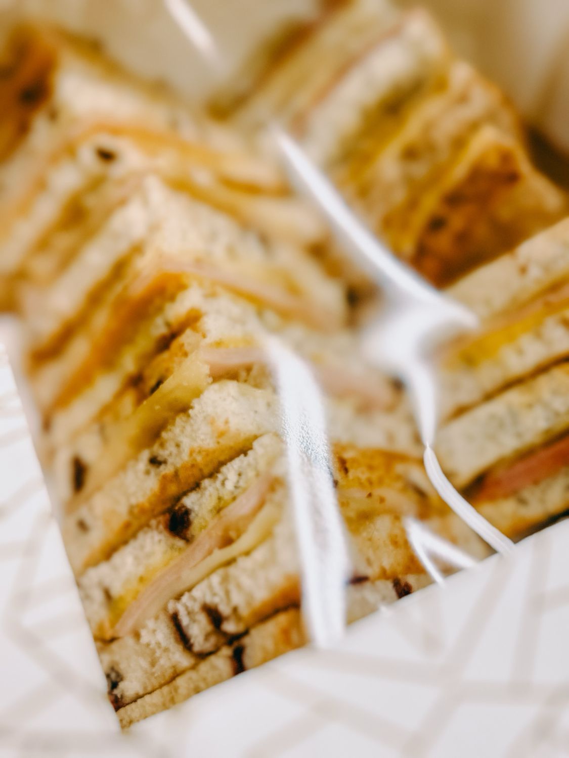 Caja 16 mini sandwiches
