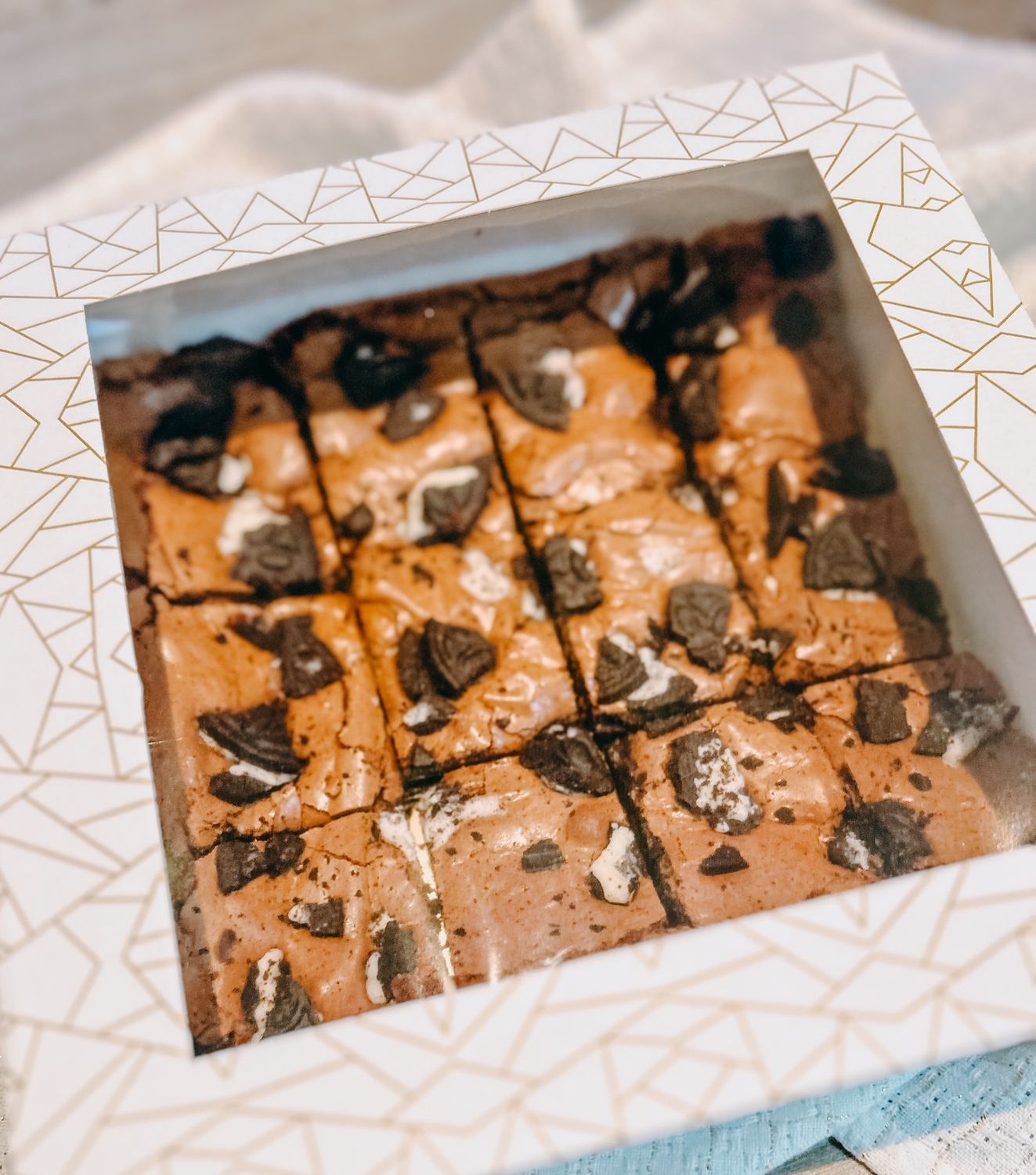 Caja Brownie Oreo Cookies