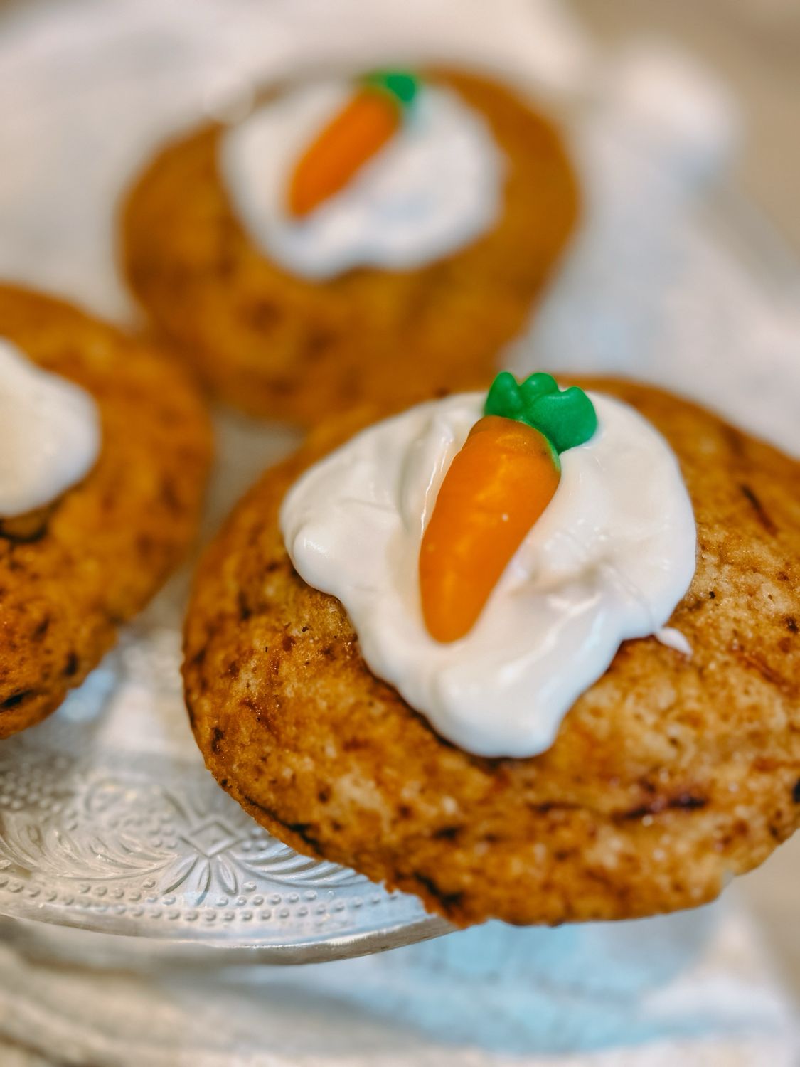Crumbl Cookie Carrot Cake 🥕