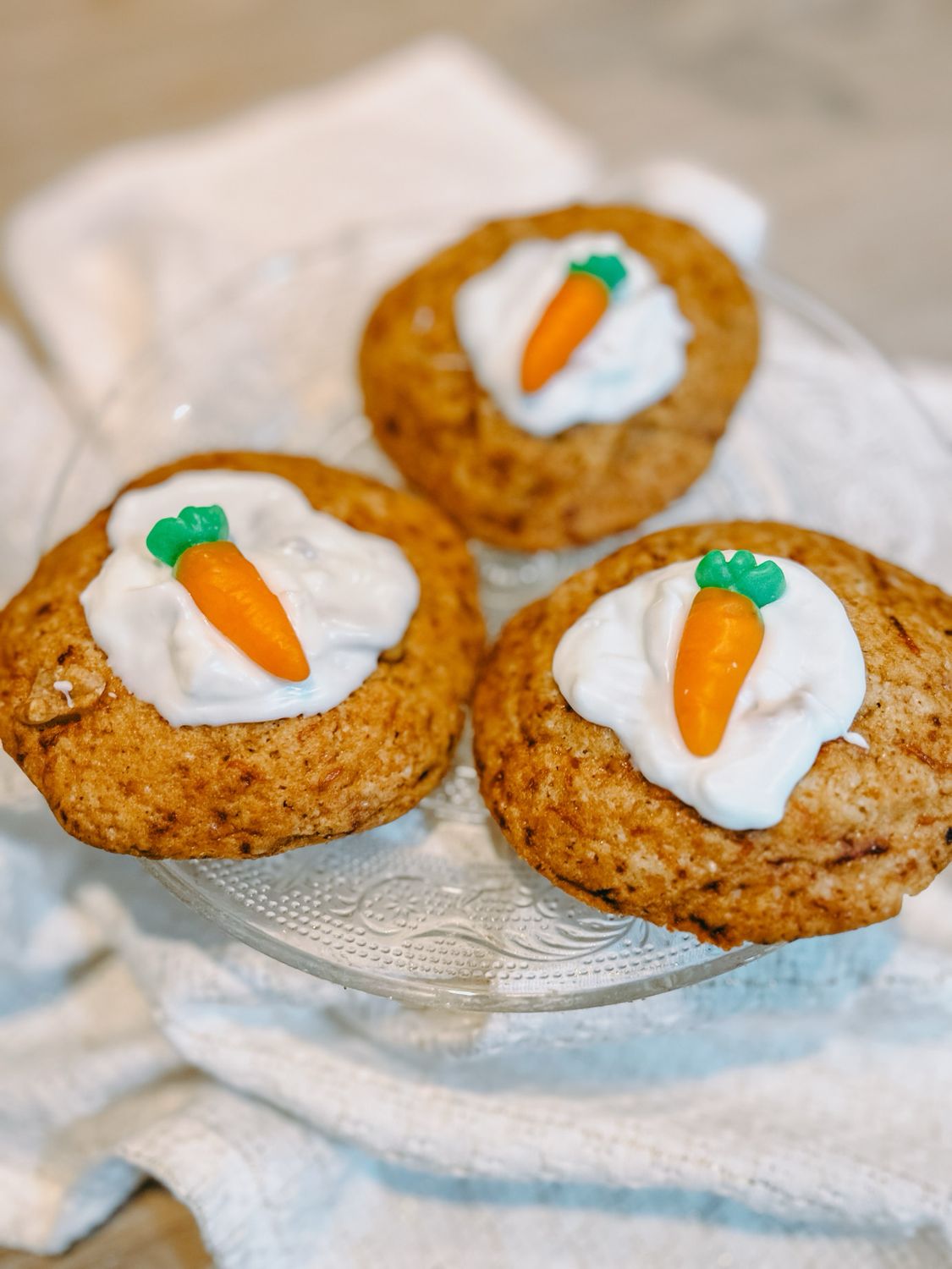 Crumbl Cookie Carrot Cake 🥕