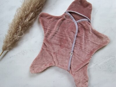 Dusty Pink Starfish Blanket 