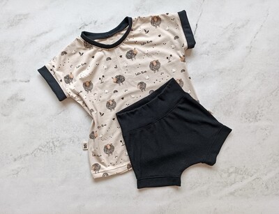 2-Piece T-Shirt/Shorts - Little Sheep