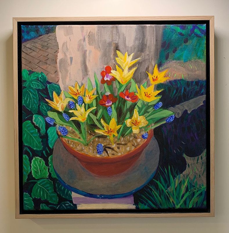 Benton End Collection, room 4 James’s Spring Floral Arrangement