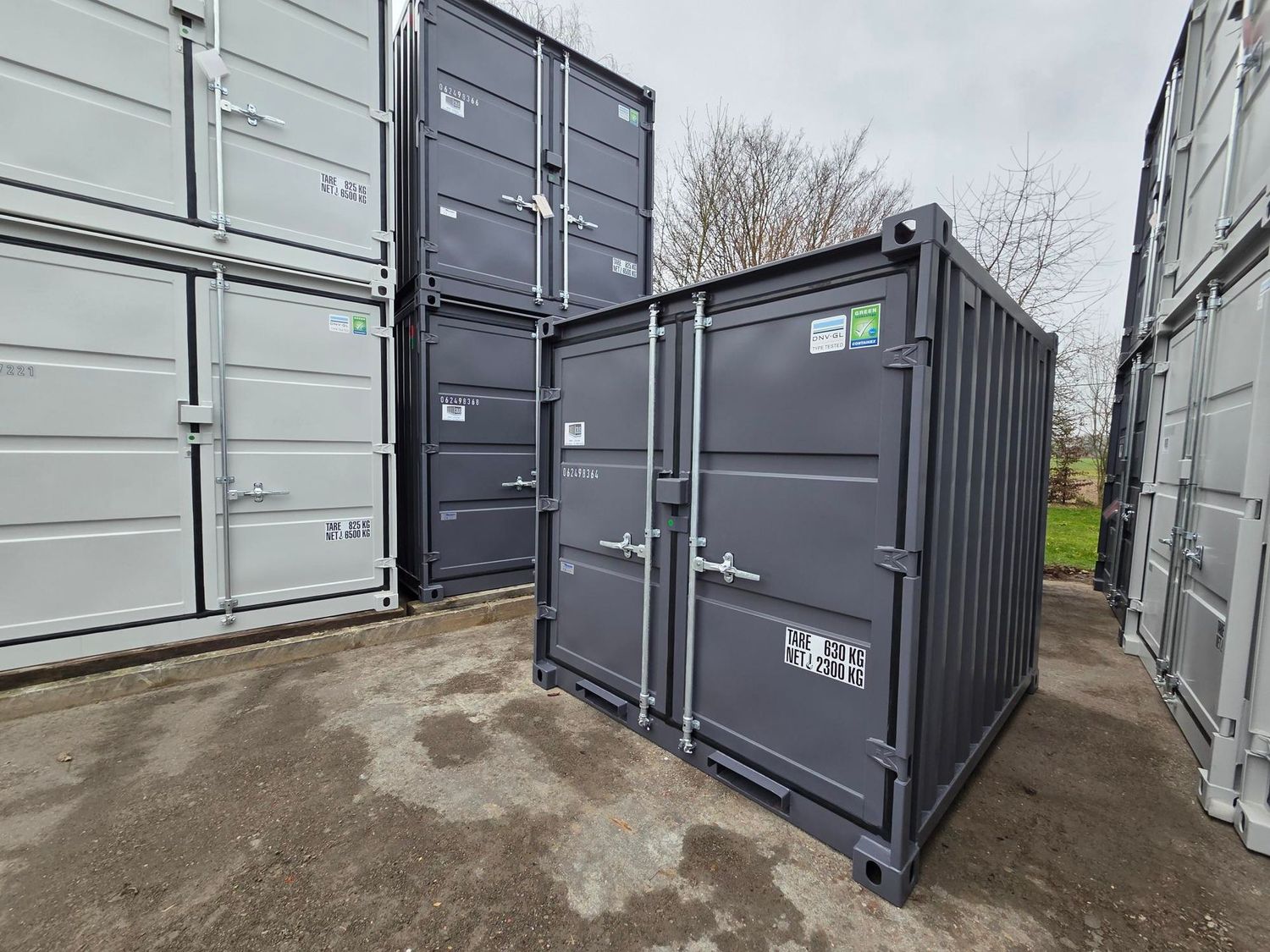 Stockage  8' avec protège-cadenas GRIS 7015