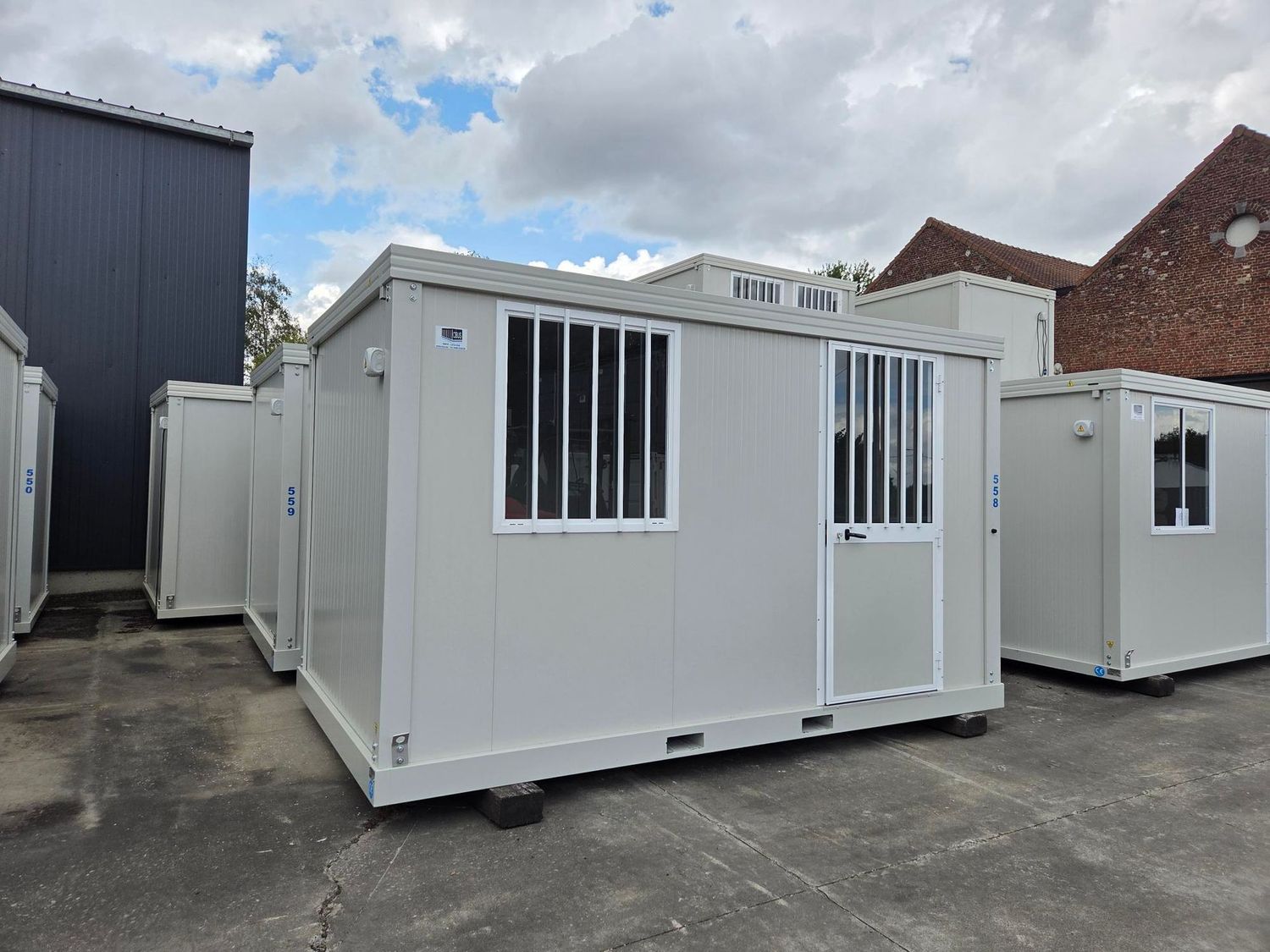 Bungalow de chantier 4.09 x 2.42m - RESTE 1