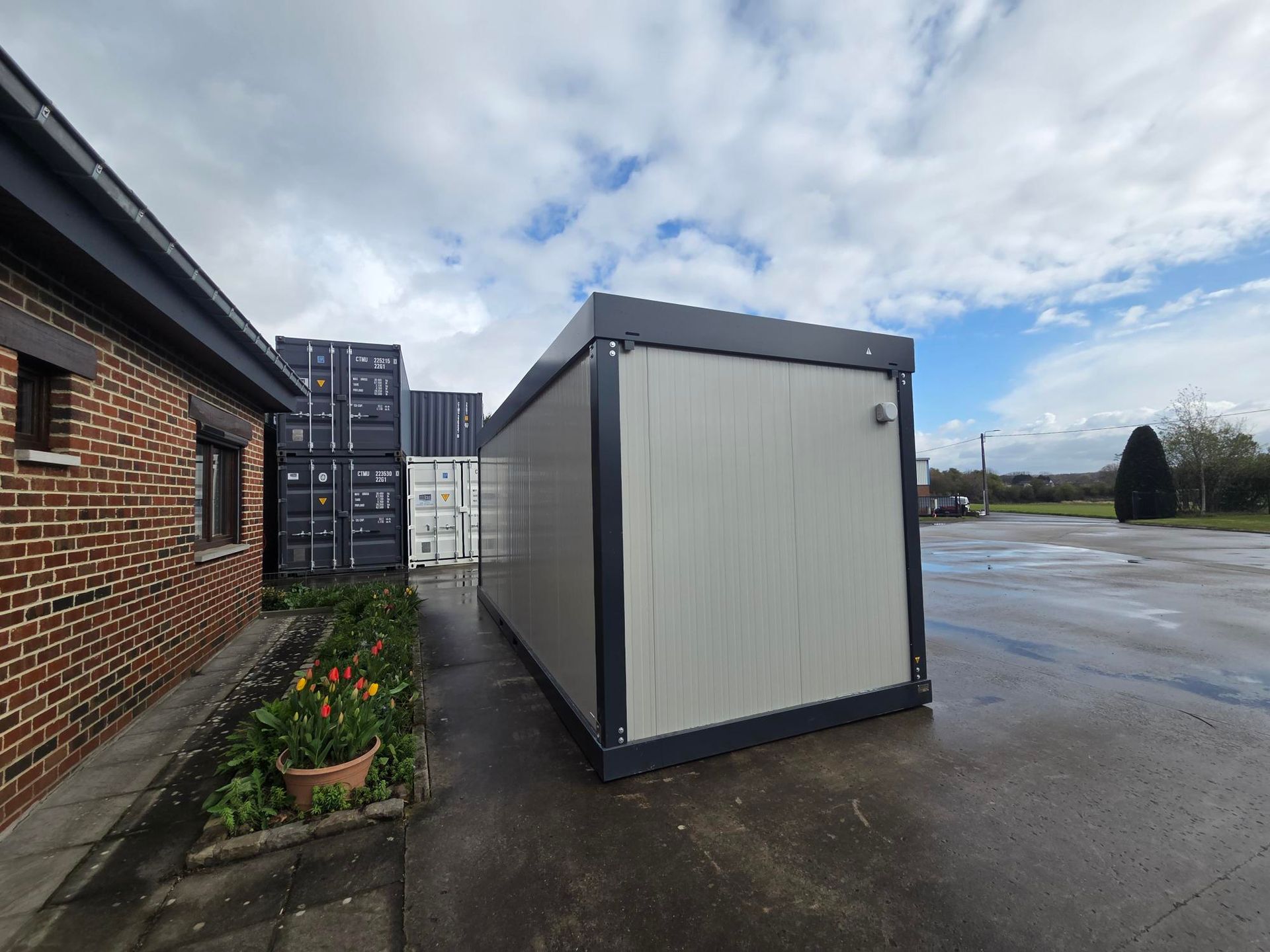 Bungalow de chantier 6.09 x 2.42m occasion