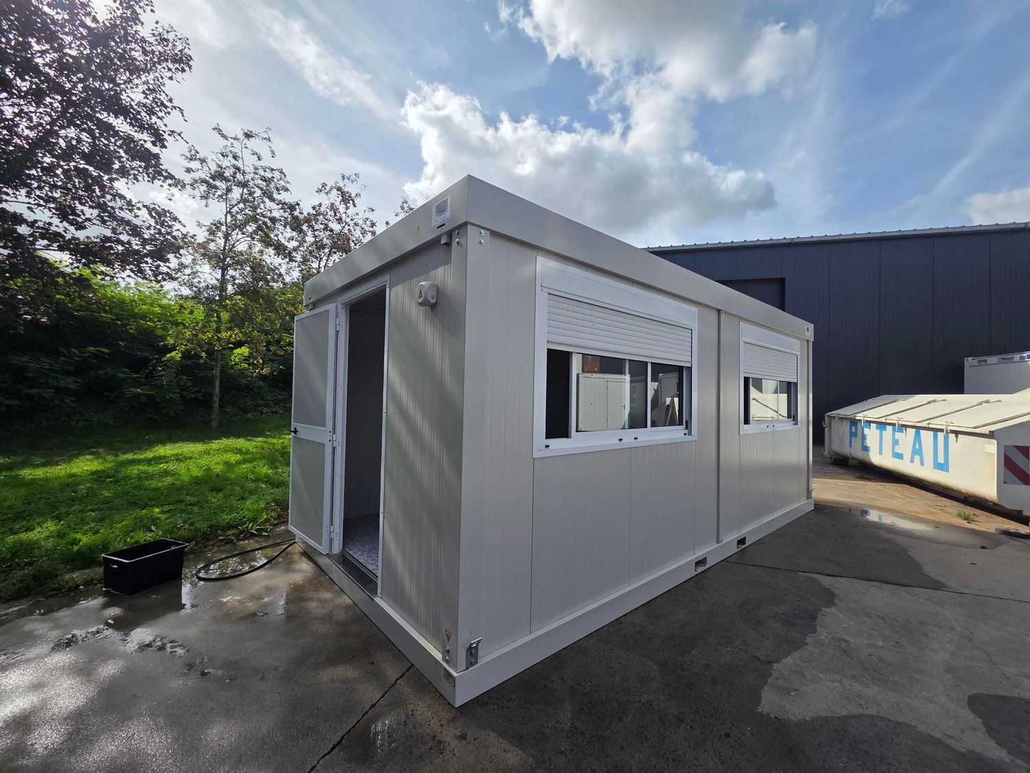 Bungalow de chantier 6.09 x 2.99m occasion récente