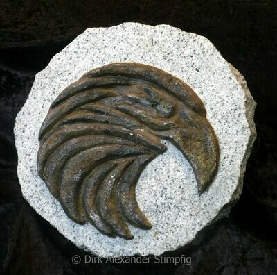 Relief Adler Granit