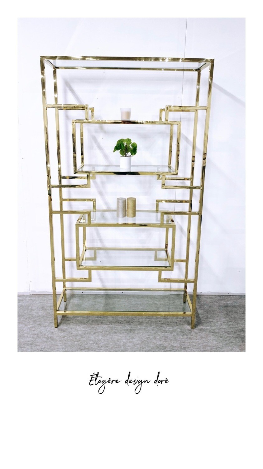 Étagère design doré