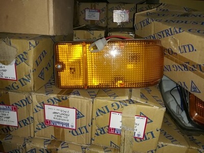 DIRECCIONAL NARANJA COMPLETA DERECHA (PASAJERO)  81510-87318 RH