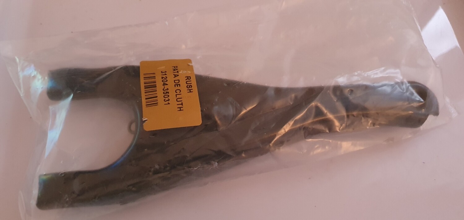 Pata del clutche negra 14B 31204-35031