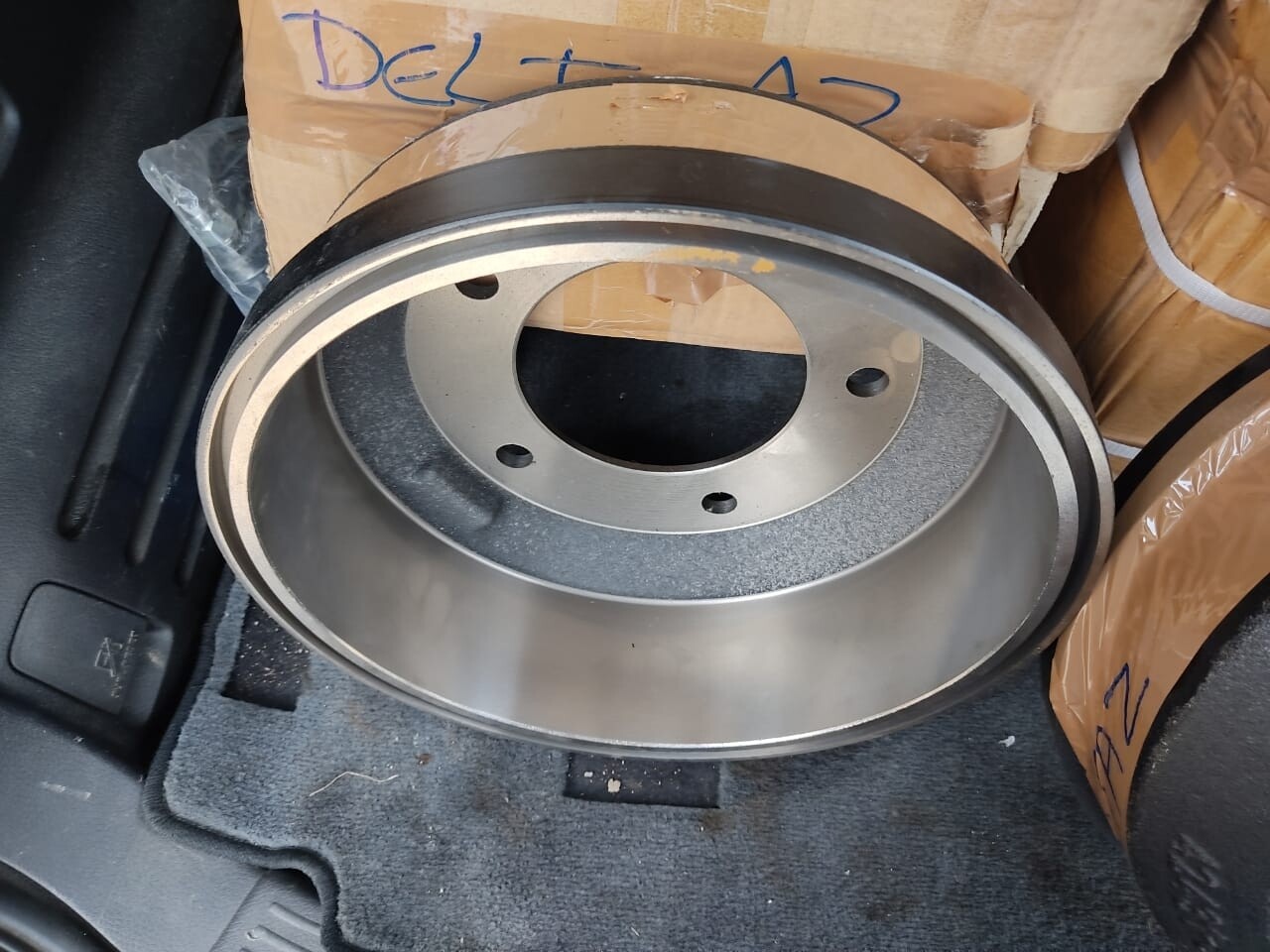 TAMBOR FRENO DAIHATSU ATRASADO DELTA  85/02
42431-87305