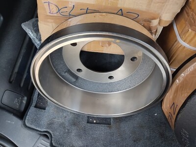 TAMBOR FRENO DAIHATSU ATRASADO DELTA  85/02
42431-87305