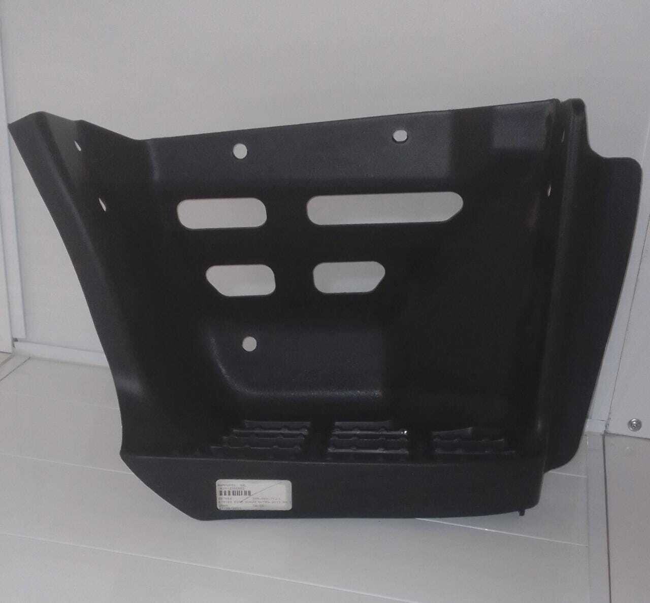 ESTRIBO DINA BU420 DUTRO 2013 LH C/E
008-009-TYJ-L