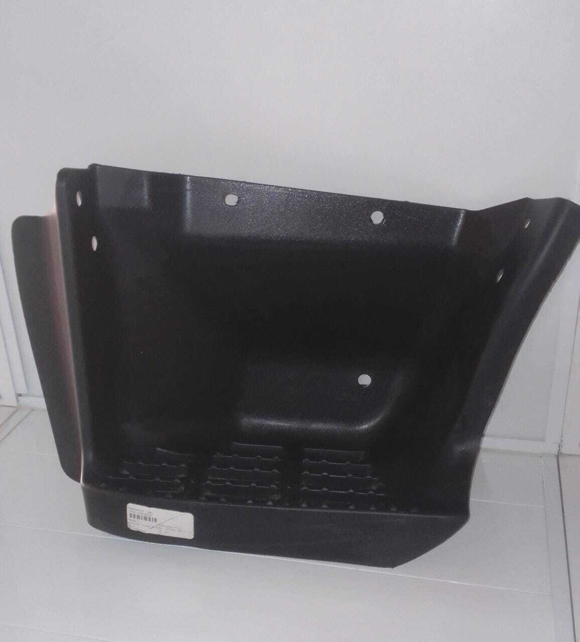 ESTRIBO DINA BU420 DUTRO 2013 RH C/E
008-009-TYJ-L