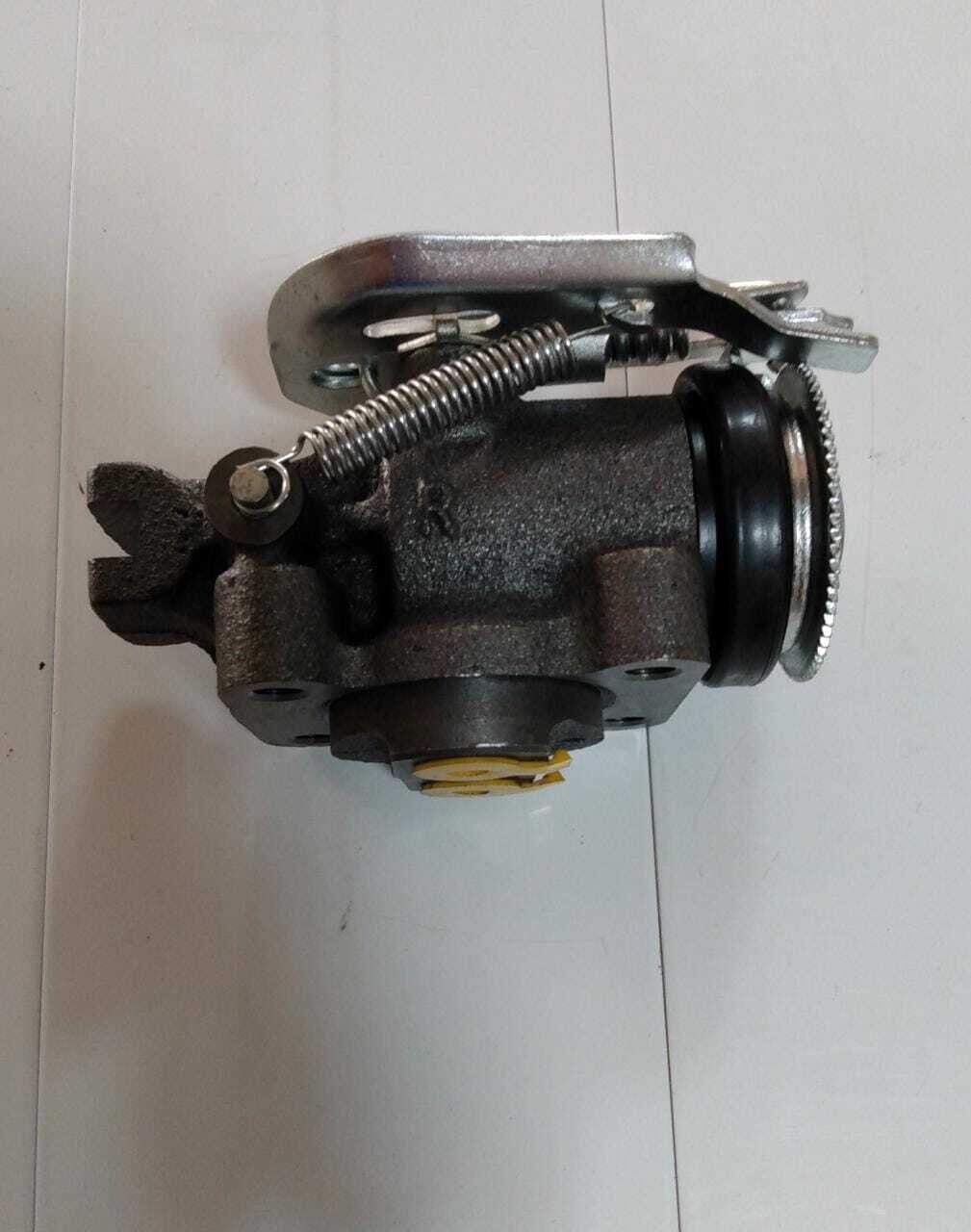 CILINDRO FRENO DEL RH 47520-87304