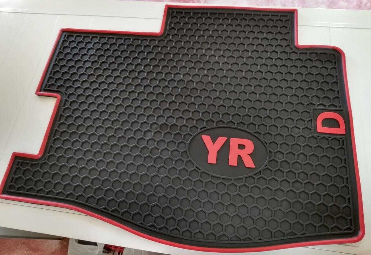 ALFOMBRA LATEX DAIHATSU ORILLA ROJA 5141