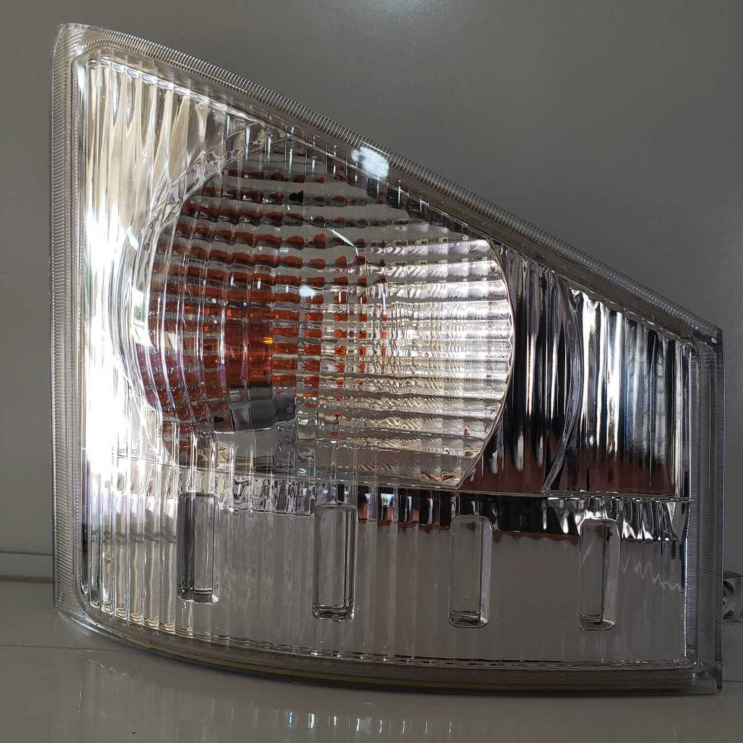 FAROL DIRECCIONAL ISUZU NPR 2010 LH 8-98155-458-0