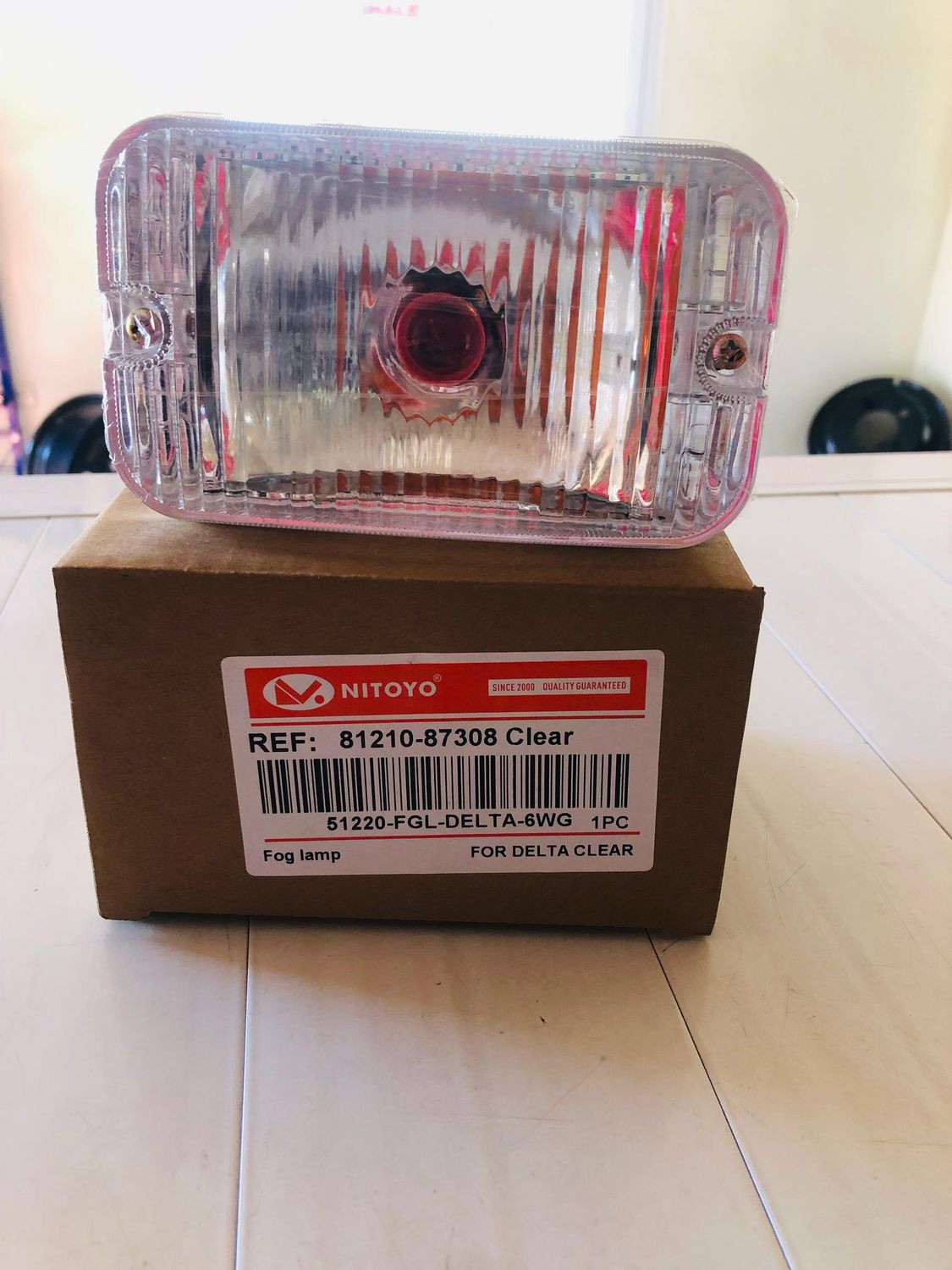 FAROL DEL BUMPER DELTA CLEAR ´{TRANSPARENTE } 81210-87308  4 C