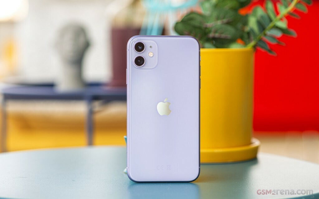 APPLE iPHONE 11