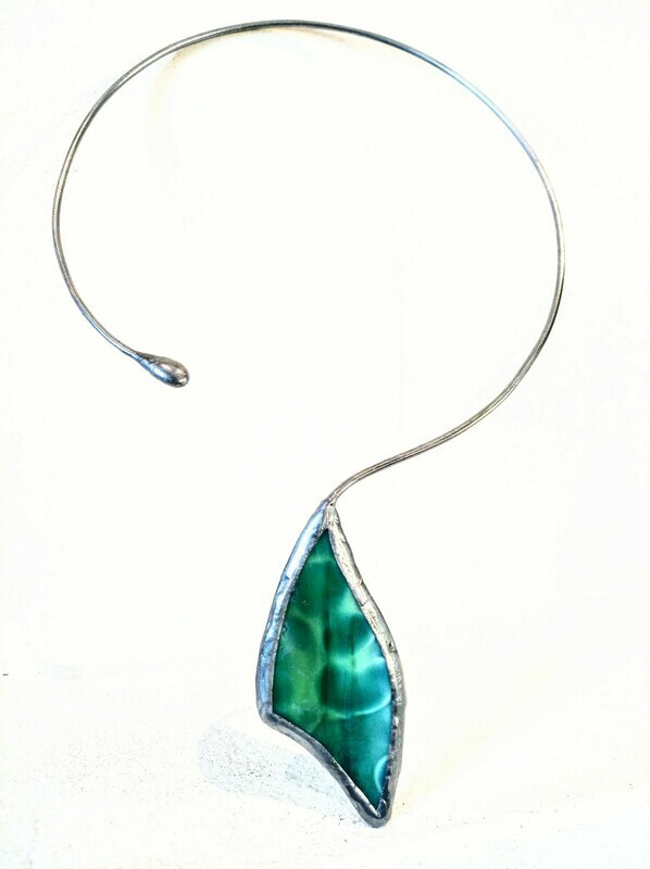 Collana Foglia