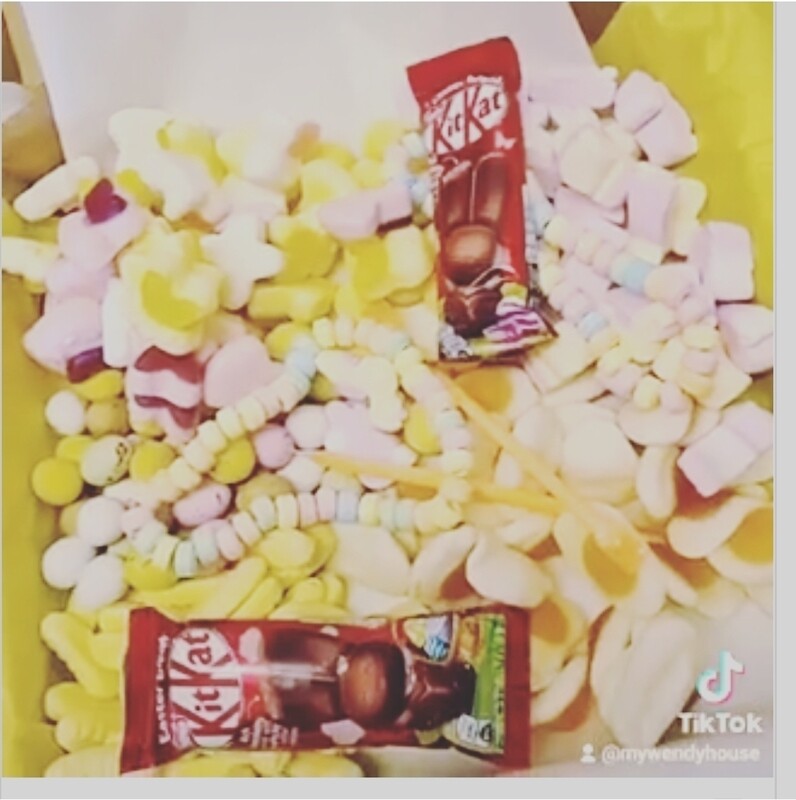 Easter sweet box &amp; bow 1kg 