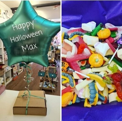 Halloween 🎃 sweets and personalised balloon
