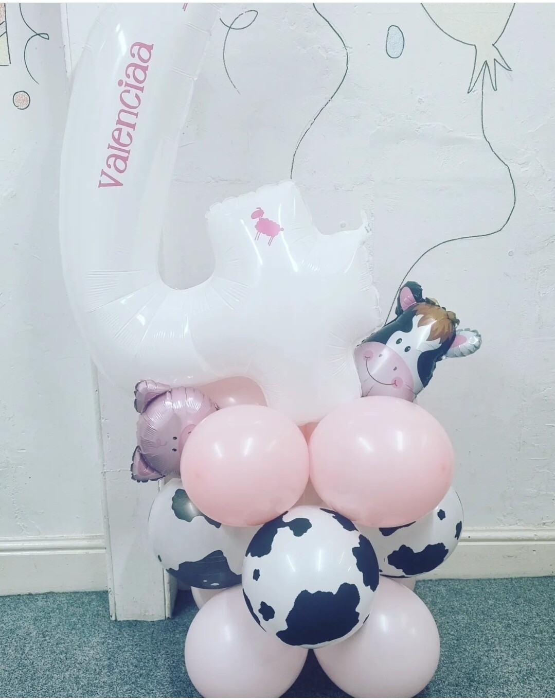 Farm number balloon