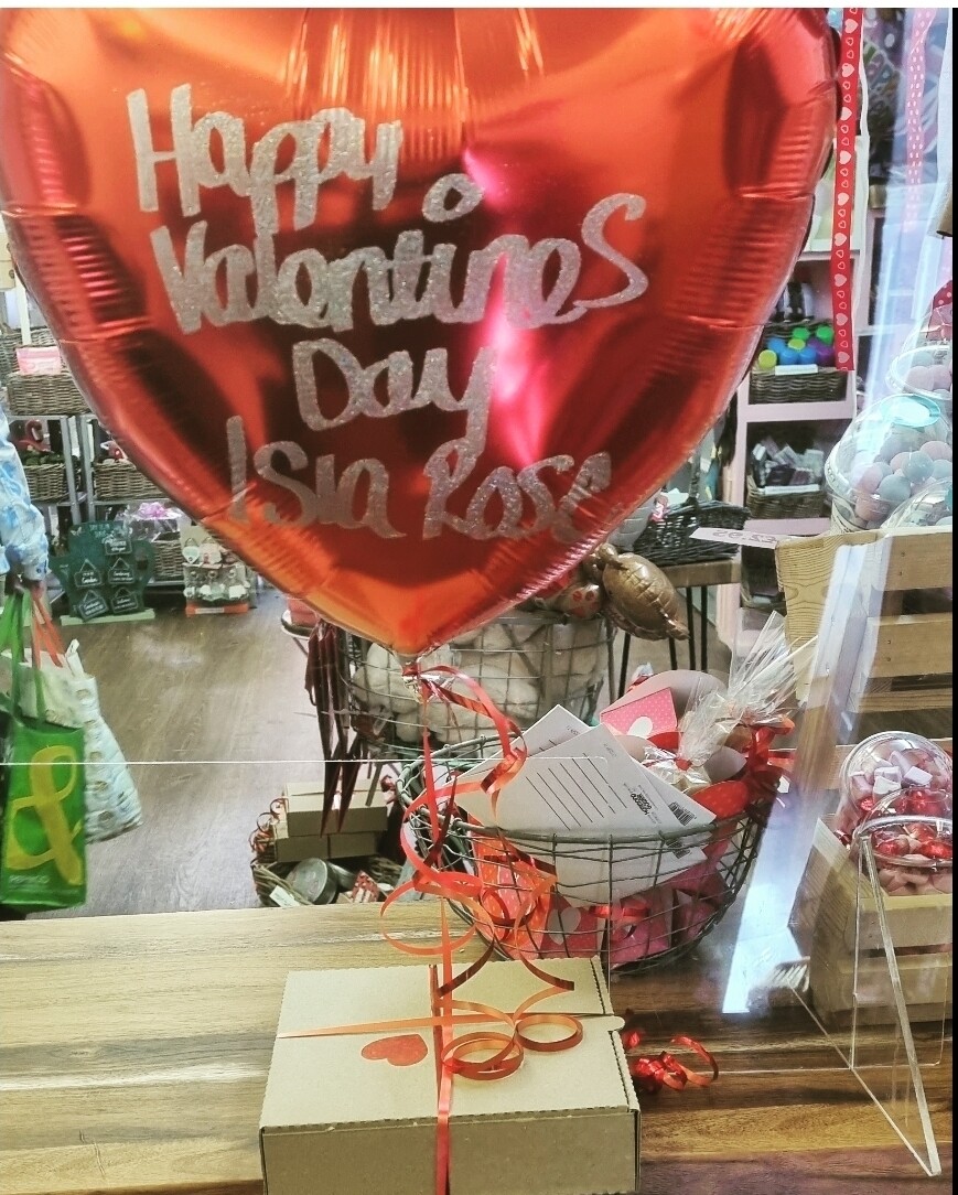 Valentine&#39;s balloon &amp; sweets