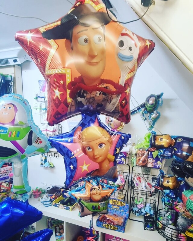 Toy story balloon stars